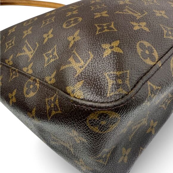 LOUIS VUITTON Looping GM Bag - Picture 11 of 16